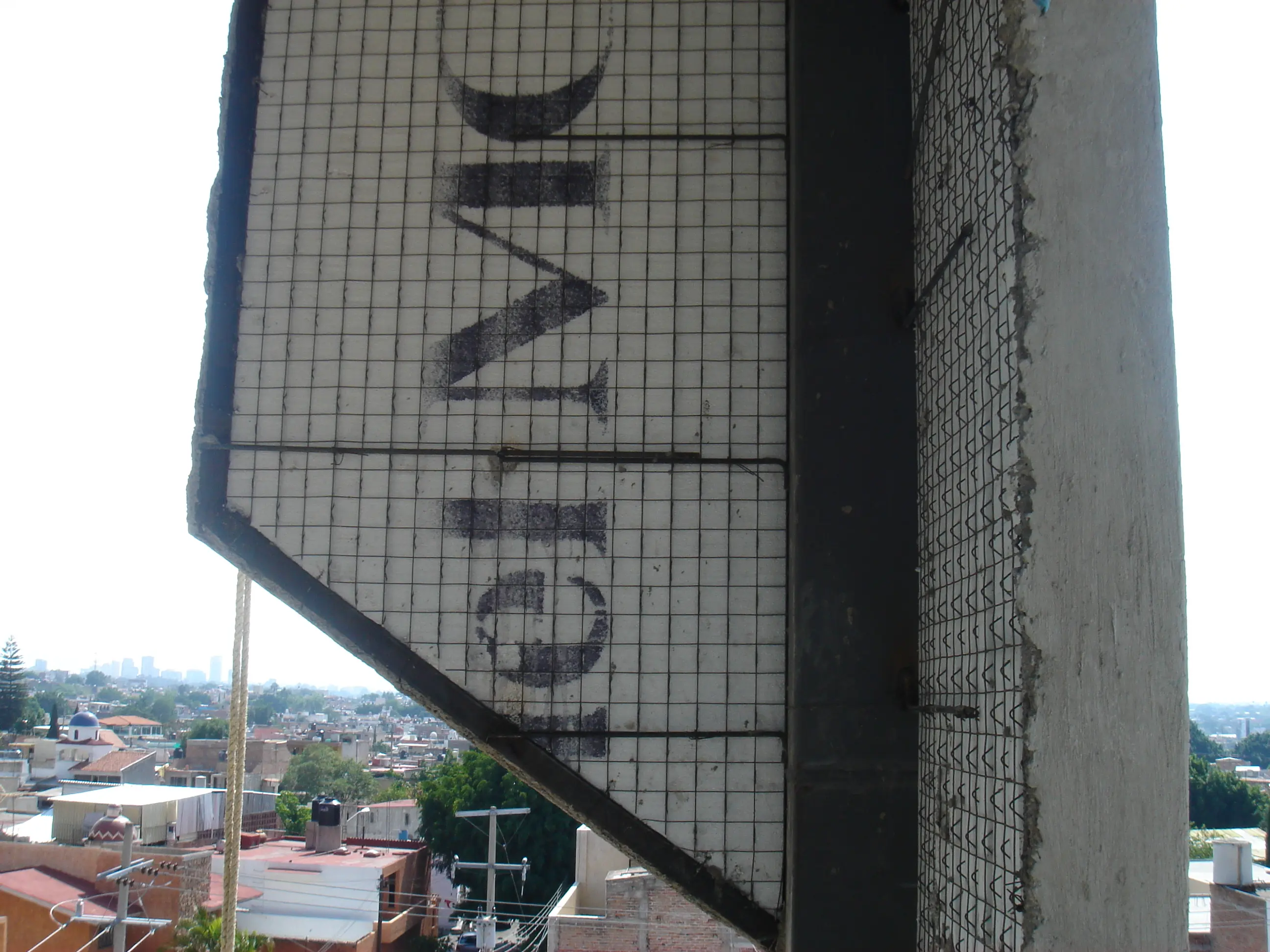 Fachadas, Muros Divisorios y Volúmenes en Edificios 12